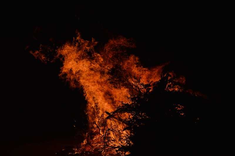 Incendie à Gravigny : une maison individuelle détruite par les flammesincendie,Gravigny,maisonindividuelle,flammes,destruction