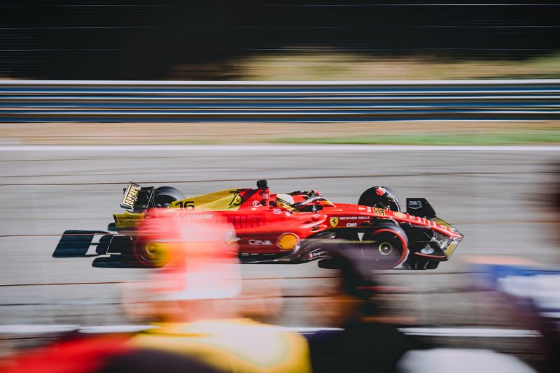 Le nouveau roi de l'asphalte : Max Verstappen triomphe devant Charles Leclerc au Grand Prix d'Autriche de F11.MaxVerstappen