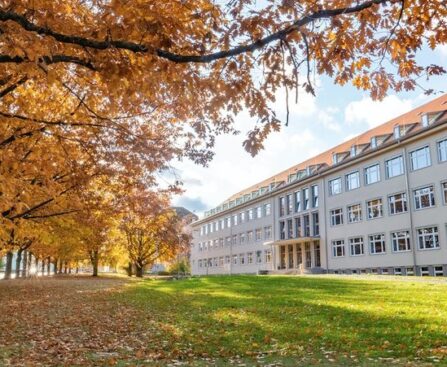 Mort d'un principal de collège à Lisieux : les interrogations persistent après l'autopsieMort,principaldecollège,Lisieux,interrogations,autopsie