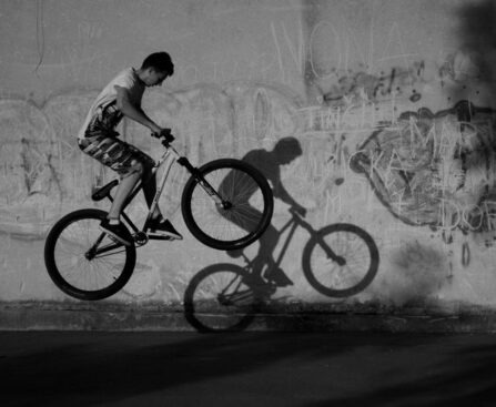 "Tijl de Decker, du chaos à la victoire : l'incroyable parcours du dernier Paris-Roubaix"TijldeDecker,chaos,victoire,parcours,Paris-Roubaix