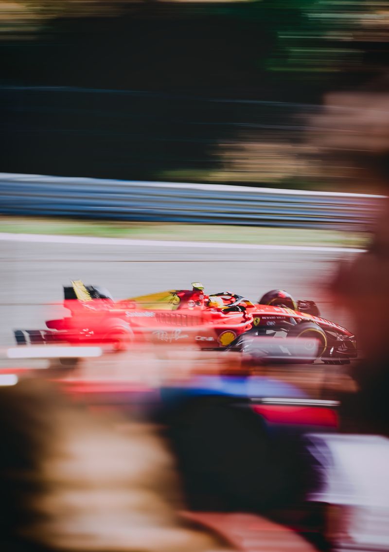 Le titre de l'article en français pourrait être : "Analyse du classement du championnat du monde de Formule 1 après le Grand Prix..."Formule1,championnatdumonde,GrandPrix,analyse,classement