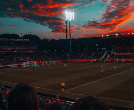 Le nouveau duo d'attaque de Bordeaux brille lors de leur première rencontre contre ConcarneauBordeaux,duod'attaque,Concarneau,football,Ligue1,match,performance