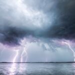 Retour sur un nuage orageux impressionnant en Normandie : une force de la nature à l'état purnuage,orage,Normandie,forcedelanature