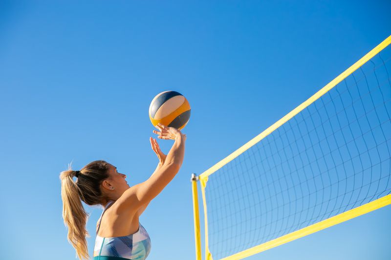 L'équipe de France écarte la Bulgarie en trois sets et rejoint les demi-finales du tournoi de volley-ball : Une victoire éclatante propulse les Bleus vers le dernier carrééquipedeFrance,Bulgarie,troissets,demi-finales,tournoidevolley-ball,victoireéclatante,Bleus,derniercarré