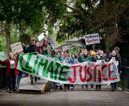 La montée de l'autoritarisme: Les Polonais descendent dans la rue pour défendre leurs droitsautoritarisme,Pologne,droits,manifestation,démocratie