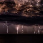 "Une véritable bombe" : La tempête Ciarán, violente et destructrice, frappe l'EuropetempêteCiarán,Europe,météo,intempéries,destruction,ventsviolents
